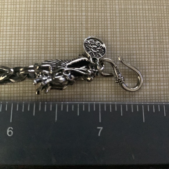 Silver oxidized double headed keel bracelet dragon artwork - Picture 6 of 10